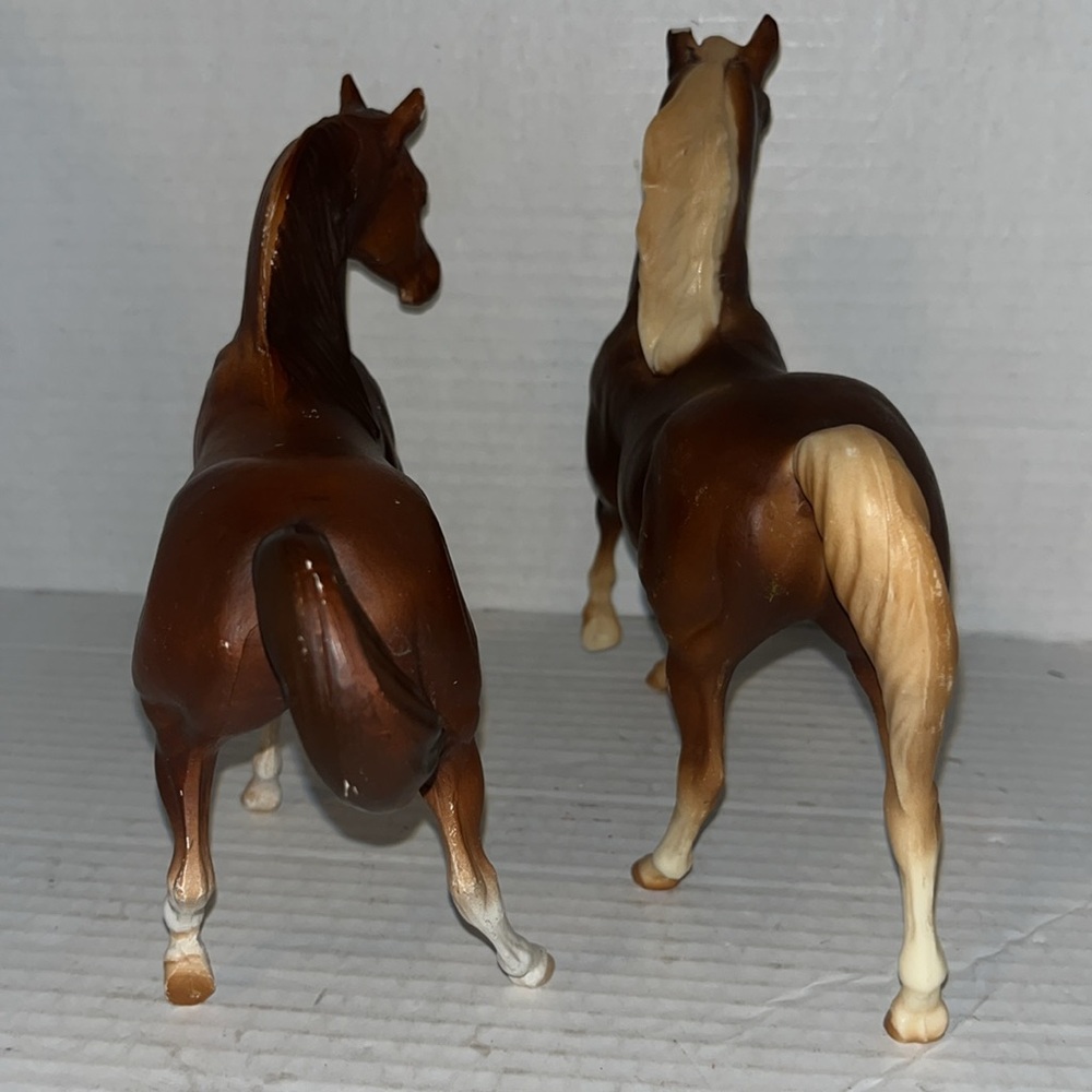 Lot 2 Classic Chestnut chalky Mare Vintage Breyer Horse toy figure brown - USA - Picture 4 of 6